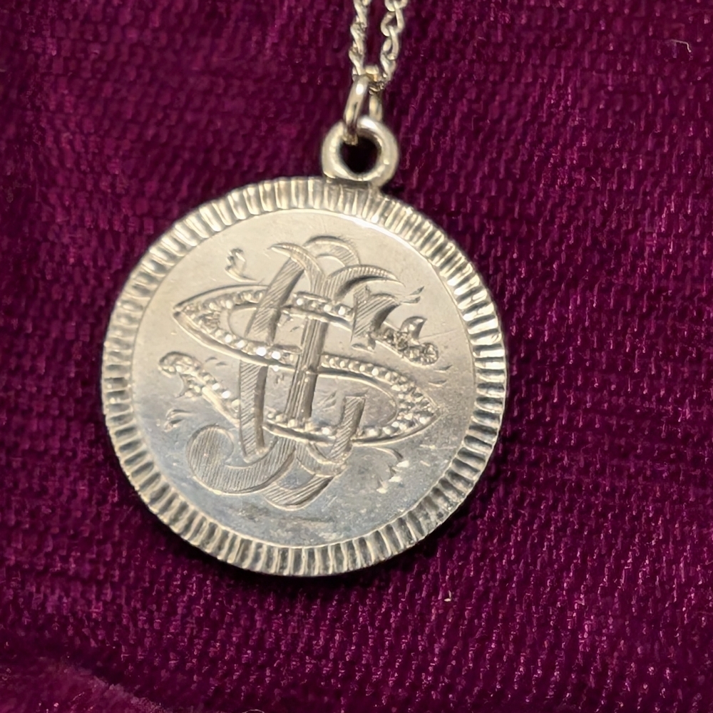 VINTAGE Love Token Coin Necklace 1876 Seated Liberty Sterling Silver Pendent - Picture 6 of 10